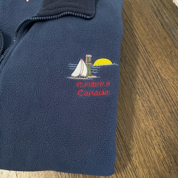 EUC St. John New Brunswick Fleece - Picture 4 of 6
